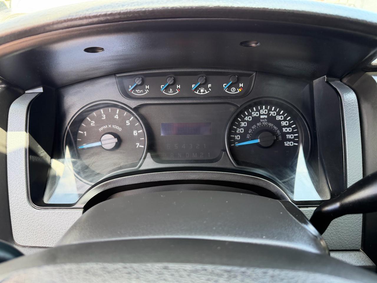 Ford F-150 4WD SuperCab 145" XL 2014