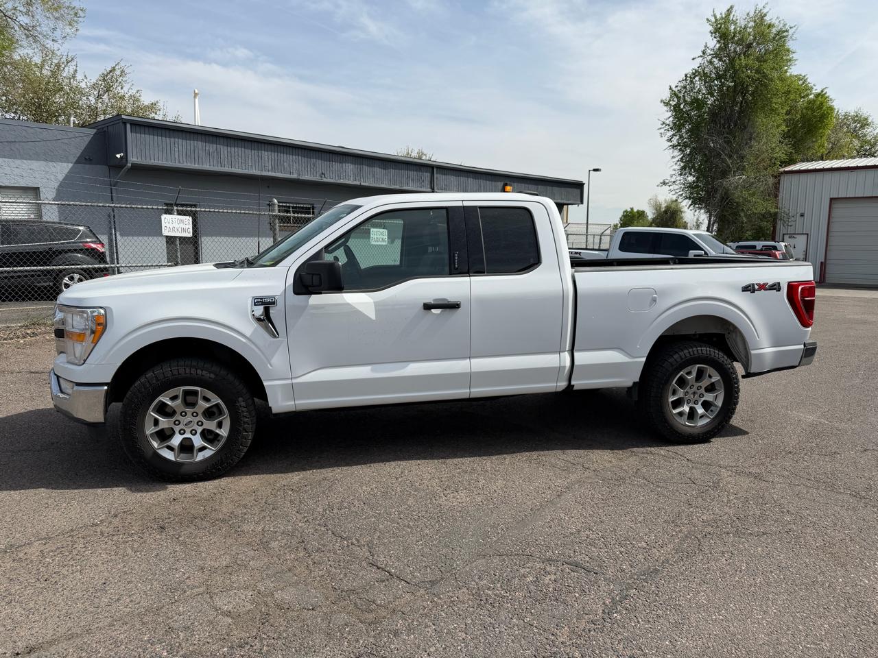 Ford F-150 XLT 4WD SuperCab 6.5' Box 2022