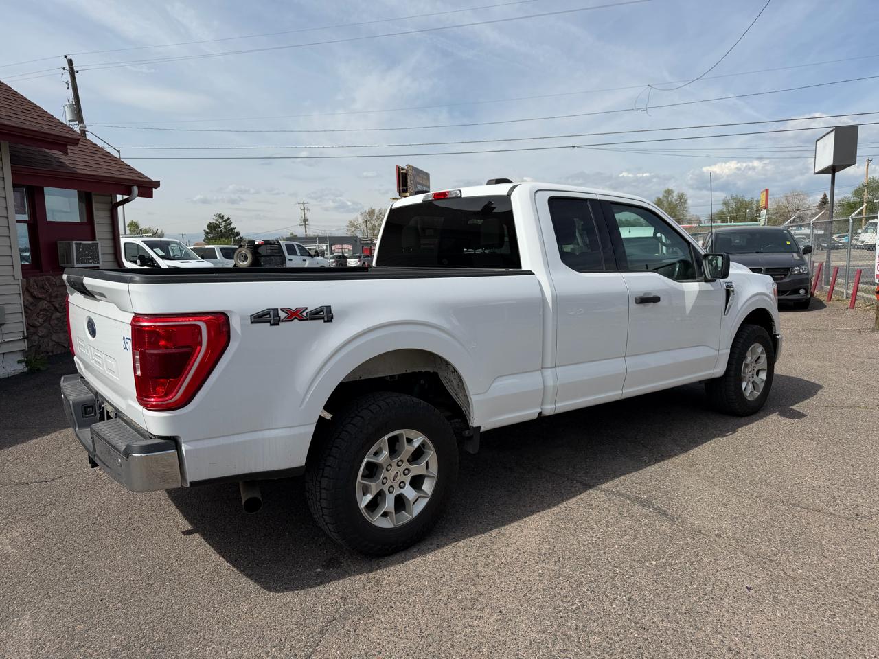 Ford F-150 XLT 4WD SuperCab 6.5' Box 2022