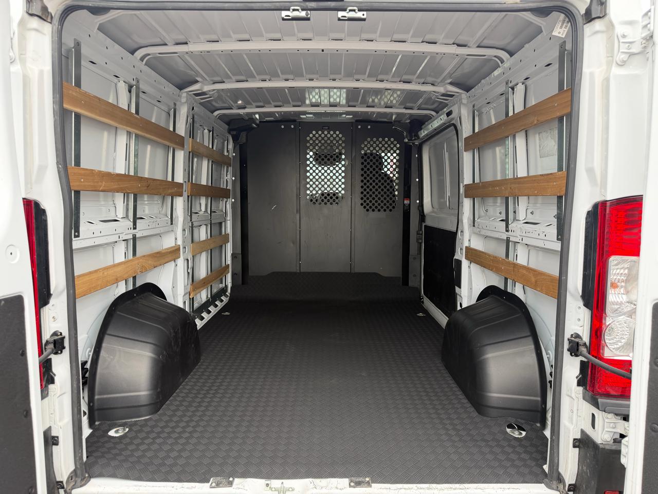 RAM ProMaster Cargo Van Tradesman 2500 Low Roof 136" WB w/Pass Seat 2025