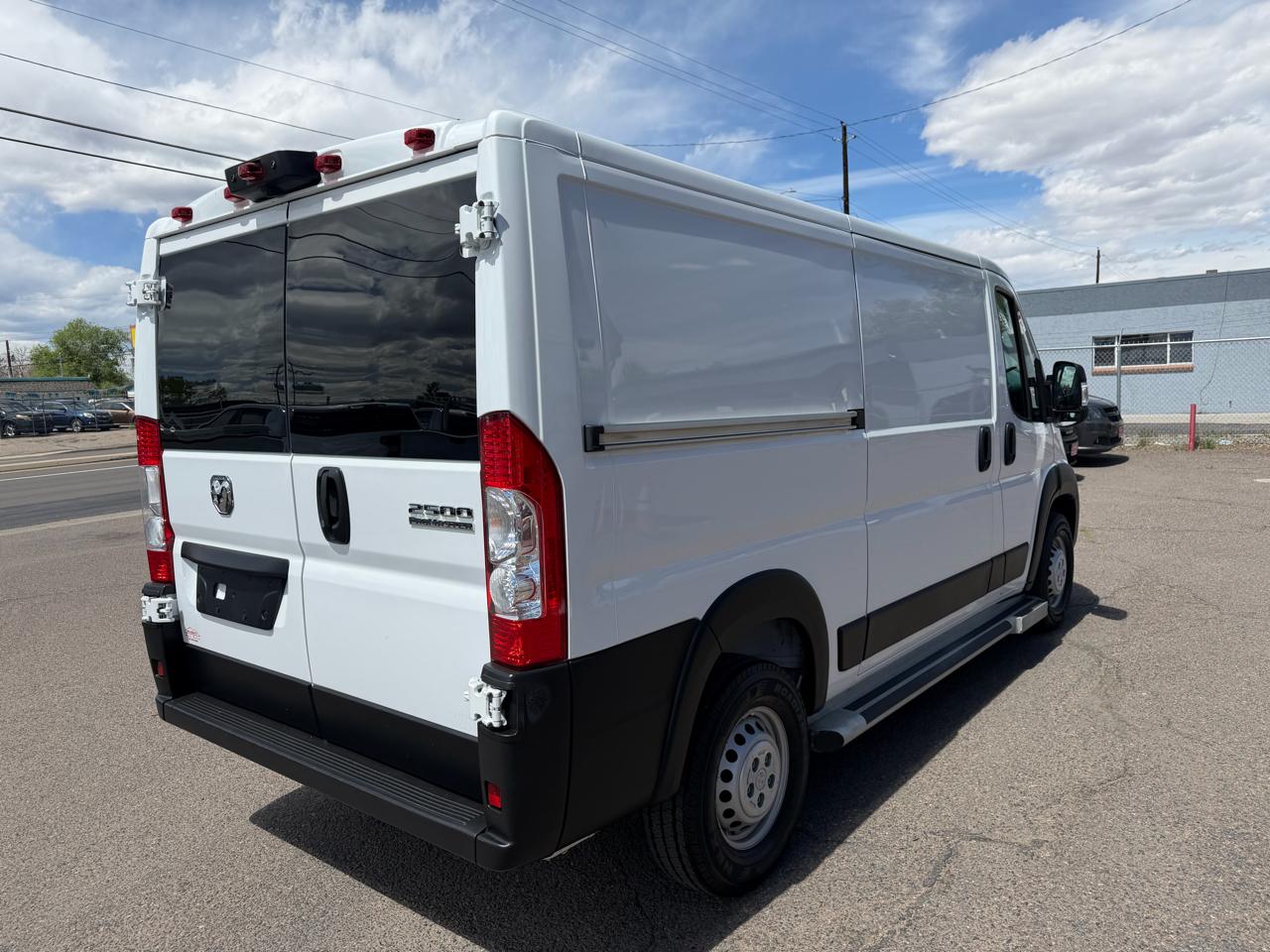 RAM ProMaster Cargo Van Tradesman 2500 Low Roof 136" WB w/Pass Seat 2025