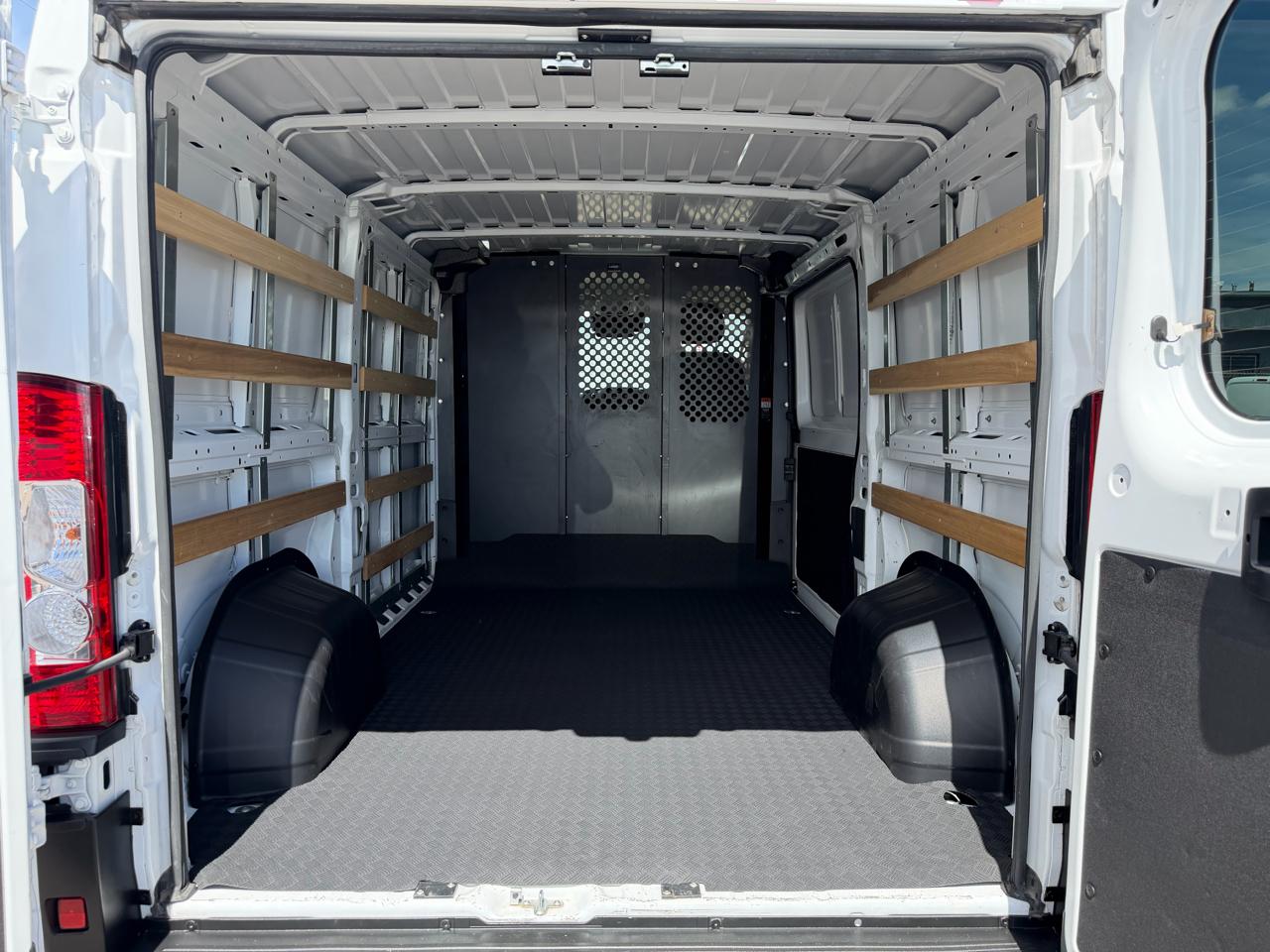 RAM ProMaster Cargo Van Tradesman 2500 Low Roof 136" WB w/Pass Seat 2025