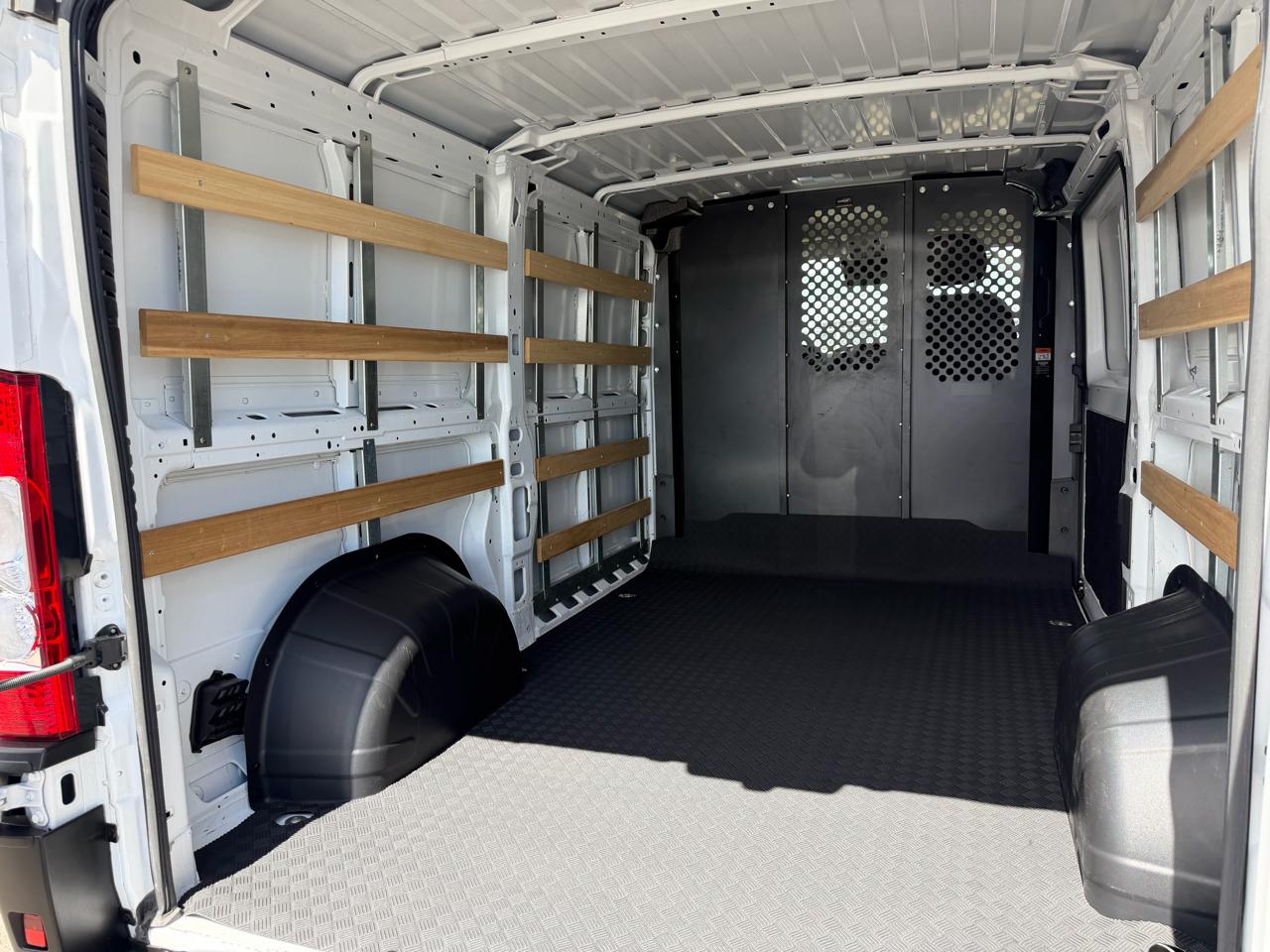 RAM ProMaster Cargo Van Tradesman 2500 Low Roof 136" WB w/Pass Seat 2025