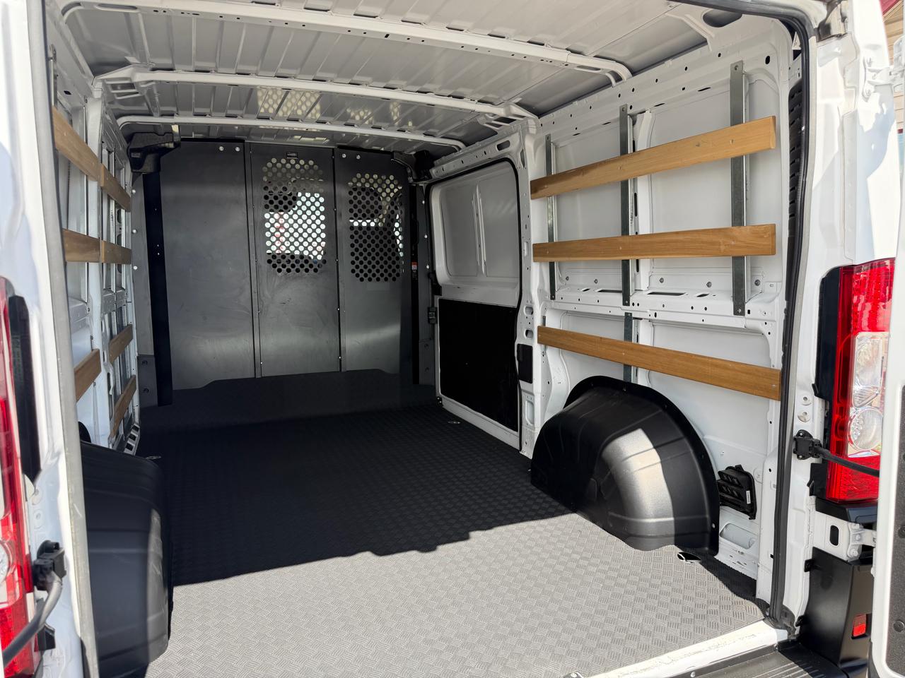 RAM ProMaster Cargo Van Tradesman 2500 Low Roof 136" WB w/Pass Seat 2025