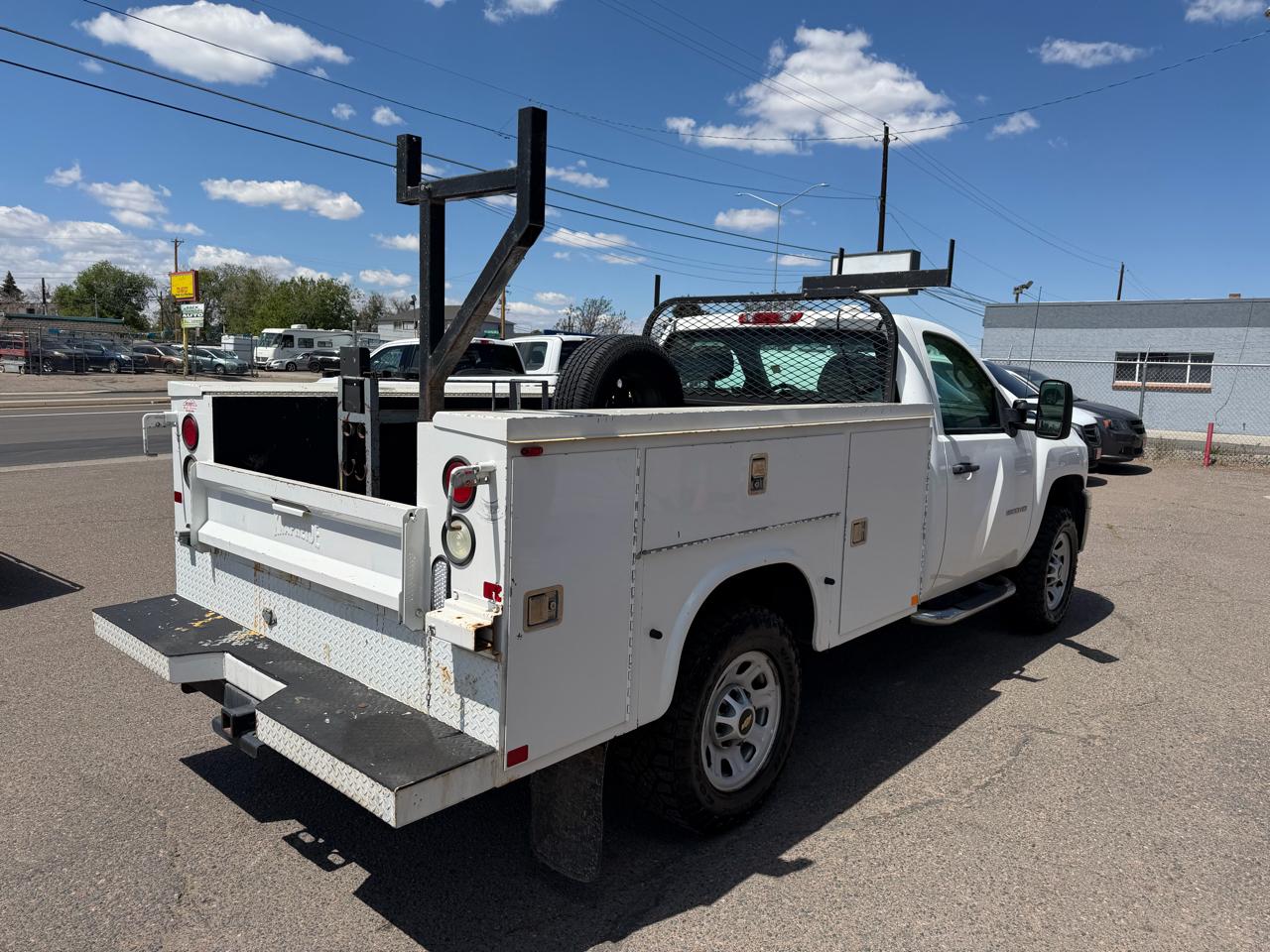 Chevrolet Silverado 2500HD 4WD Reg Cab 133.7" Work Truck 2012