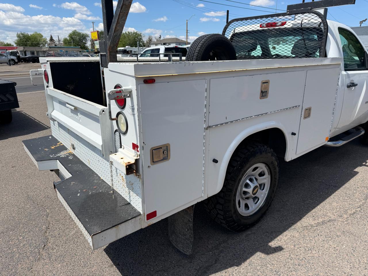 Chevrolet Silverado 2500HD 4WD Reg Cab 133.7" Work Truck 2012