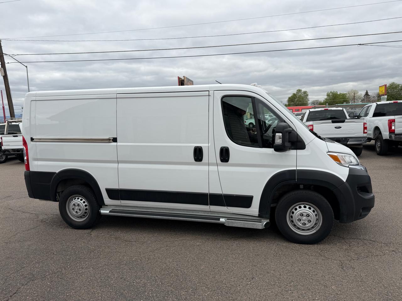 RAM ProMaster Cargo Van Tradesman 2500 Low Roof 136" WB w/Pass Seat 2025