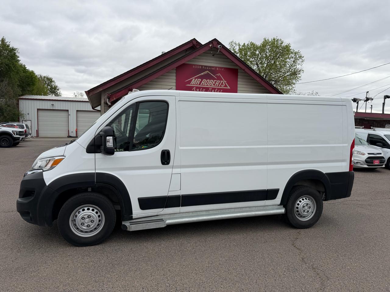 RAM ProMaster Cargo Van Tradesman 2500 Low Roof 136" WB w/Pass Seat 2025