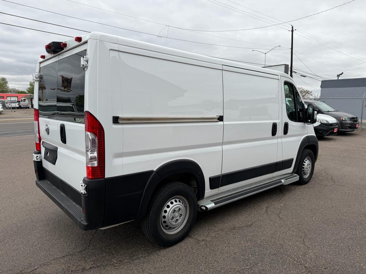 RAM ProMaster Cargo Van Tradesman 2500 Low Roof 136" WB w/Pass Seat 2025