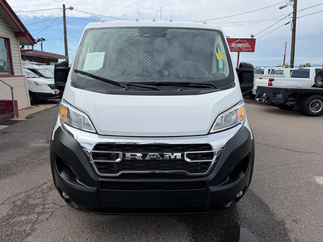 RAM ProMaster Cargo Van Tradesman 2500 Low Roof 136" WB w/Pass Seat 2025