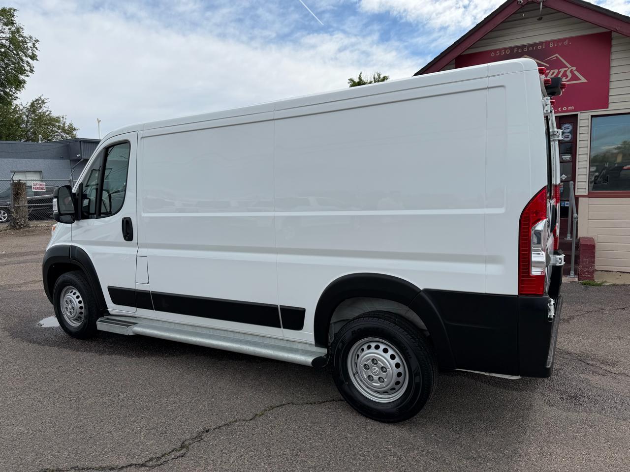 RAM ProMaster Cargo Van Tradesman 2500 Low Roof 136" WB w/Pass Seat 2025