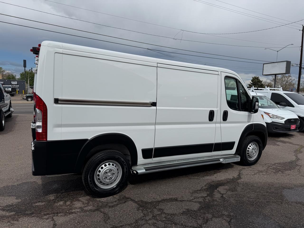 RAM ProMaster Cargo Van Tradesman 2500 Low Roof 136" WB w/Pass Seat 2025