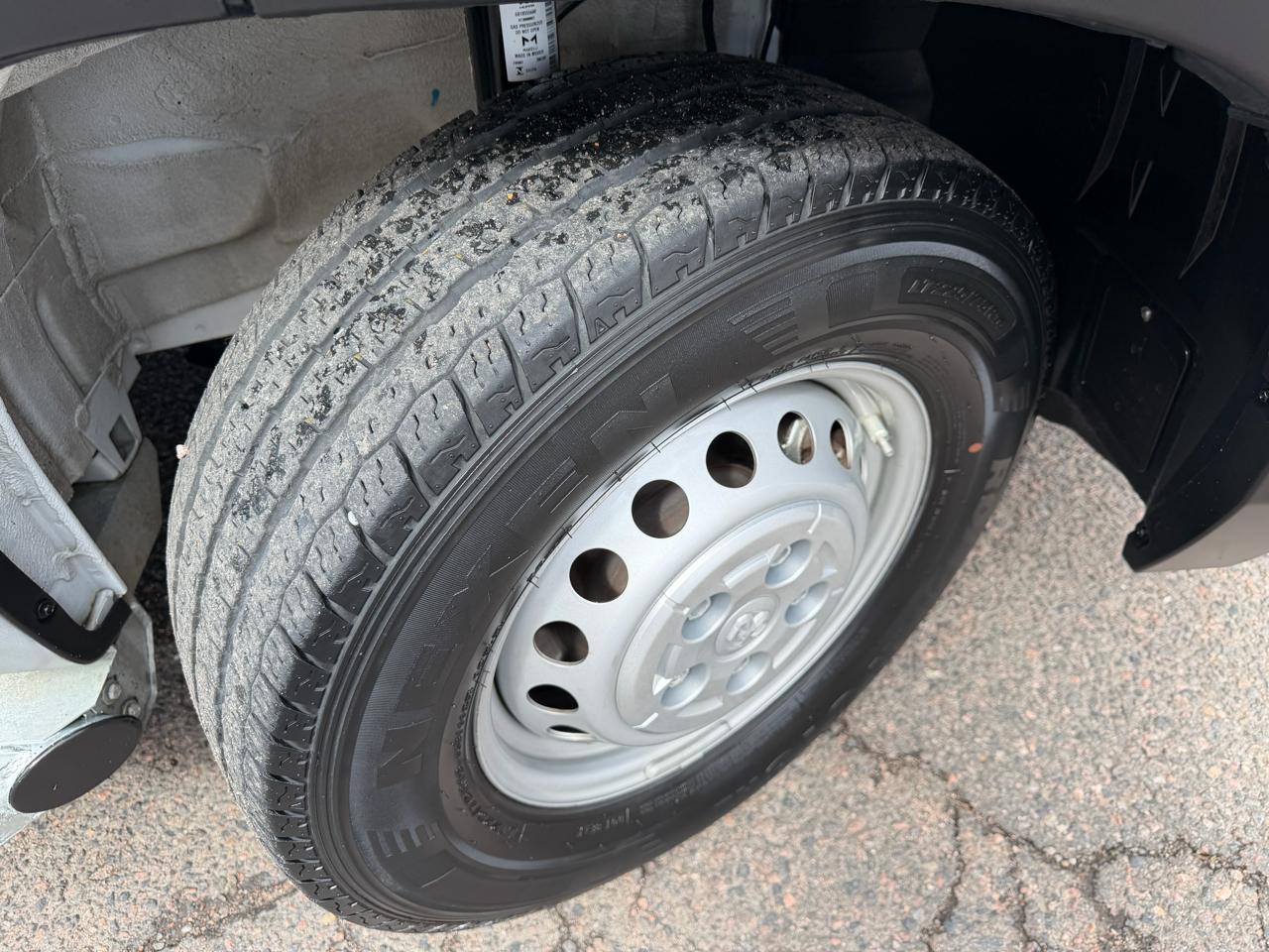 RAM ProMaster Cargo Van Tradesman 2500 Low Roof 136" WB w/Pass Seat 2025