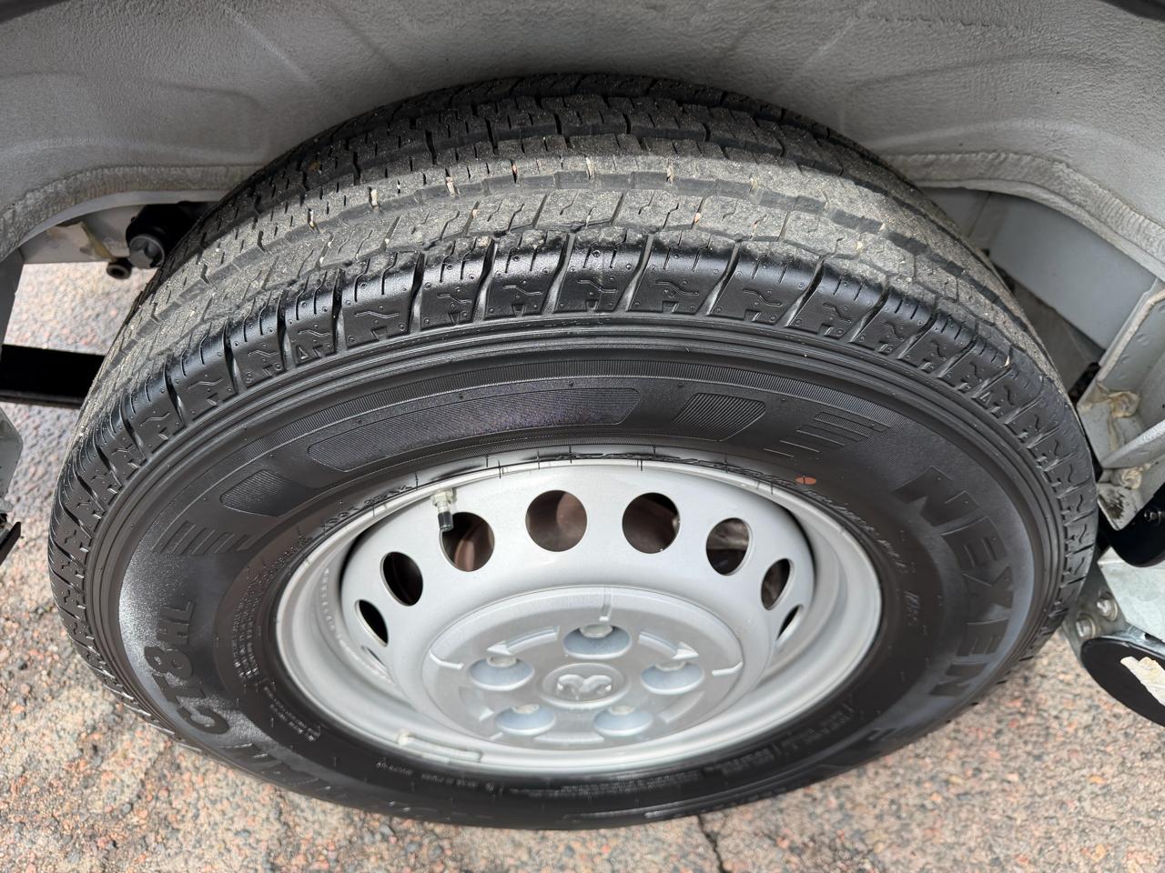 RAM ProMaster Cargo Van Tradesman 2500 Low Roof 136" WB w/Pass Seat 2025