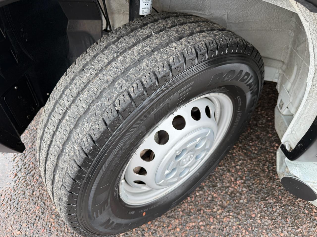 RAM ProMaster Cargo Van Tradesman 2500 Low Roof 136" WB w/Pass Seat 2025
