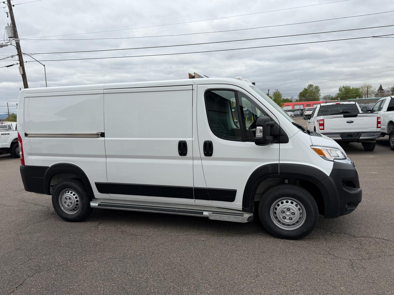 RAM ProMaster Cargo Van Tradesman 2500 Low Roof 136" WB w/Pass Seat 2025
