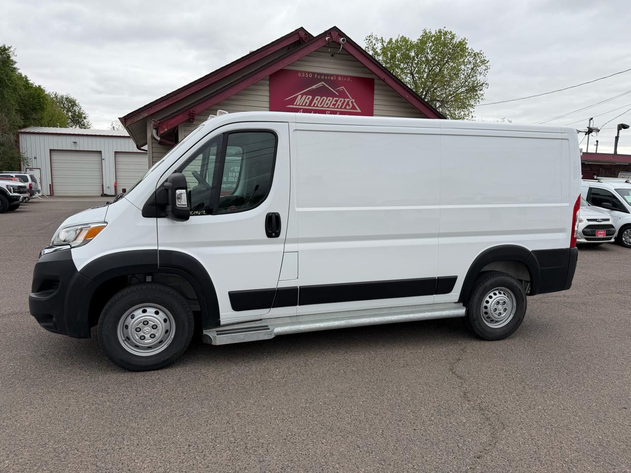 RAM ProMaster Cargo Van Tradesman 2500 Low Roof 136" WB w/Pass Seat 2025