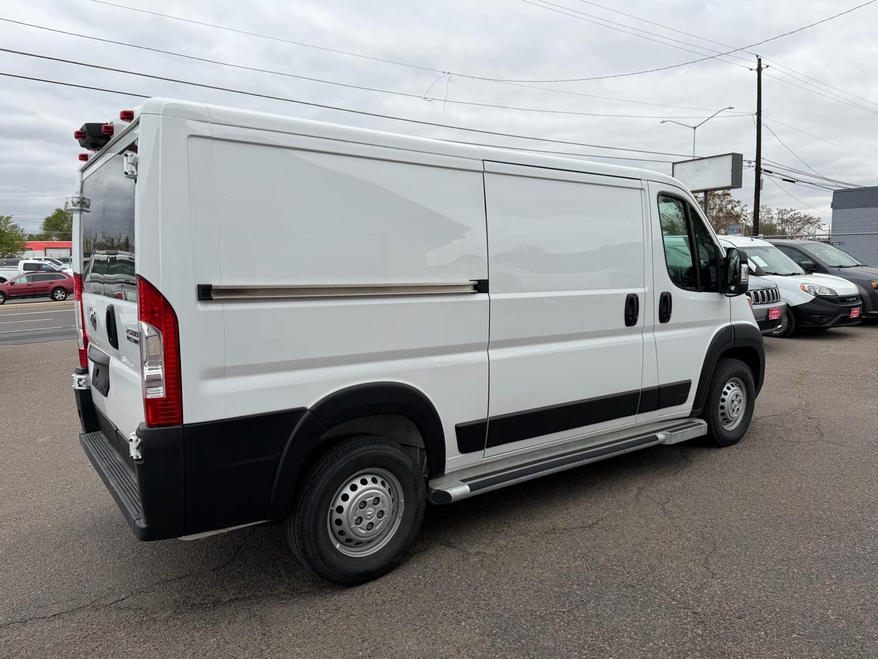 RAM ProMaster Cargo Van Tradesman 2500 Low Roof 136" WB w/Pass Seat 2025