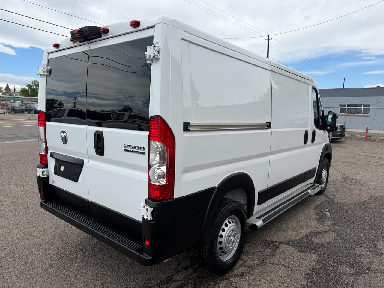 RAM ProMaster Cargo Van Tradesman 2500 Low Roof 136" WB w/Pass Seat 2025
