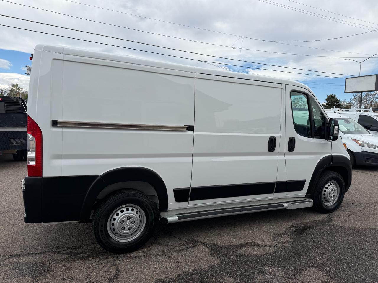 RAM ProMaster Cargo Van Tradesman 2500 Low Roof 136" WB w/Pass Seat 2025