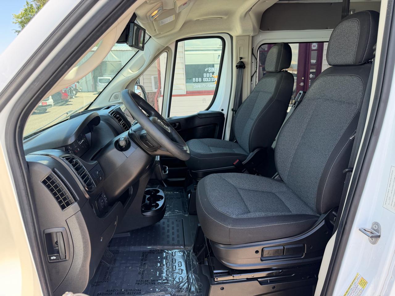 RAM ProMaster Cargo Van 1500 High Roof 136" WB 2022