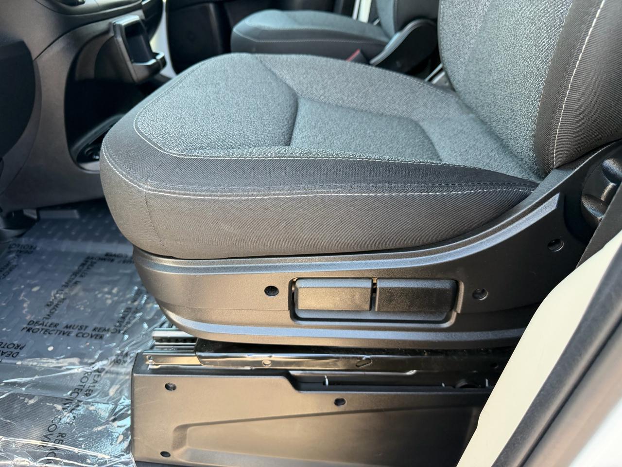 RAM ProMaster Cargo Van 1500 High Roof 136" WB 2022