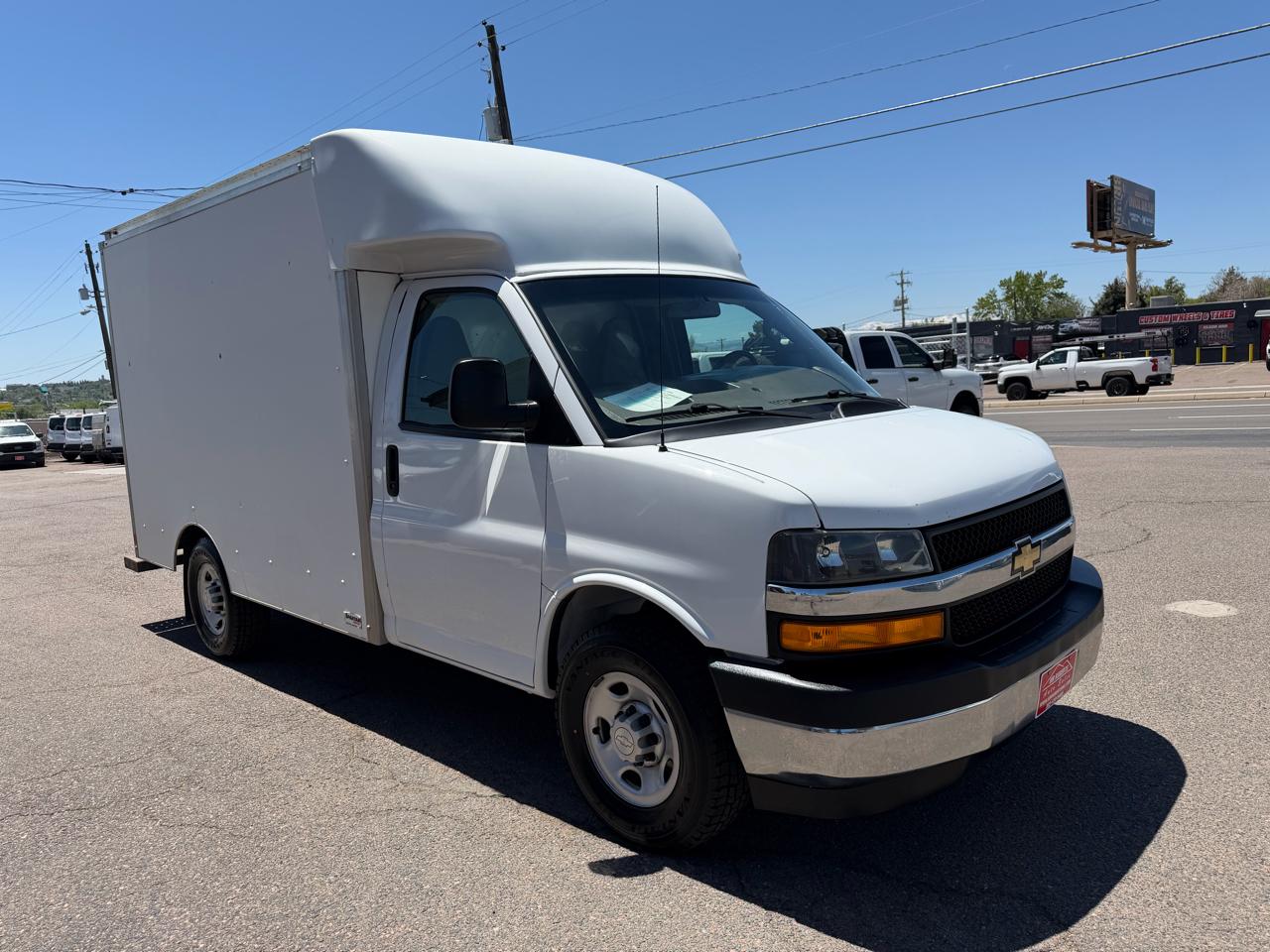 Chevrolet Express Commercial Cutaway 3500 Van 139" 2020