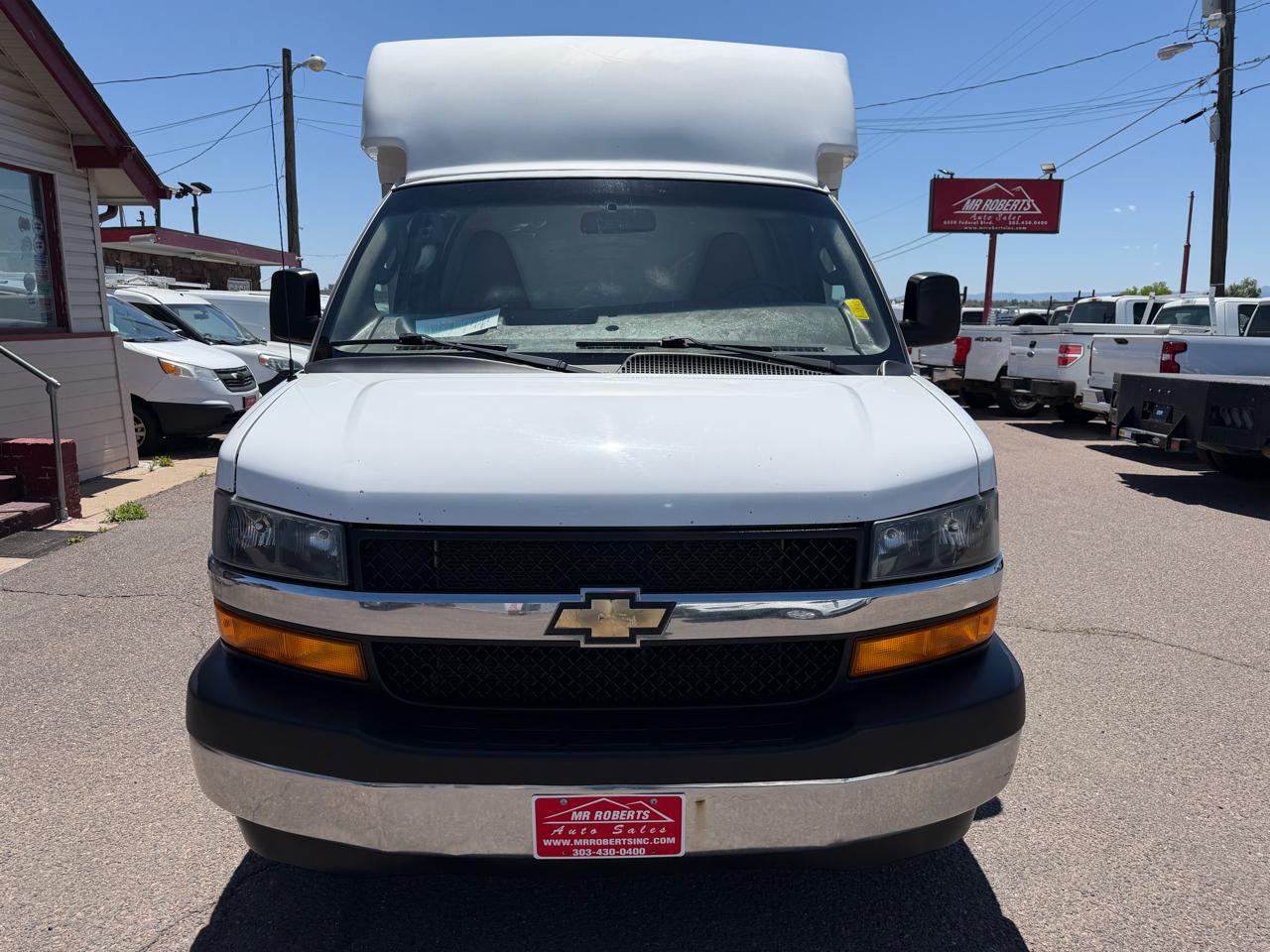 Chevrolet Express Commercial Cutaway 3500 Van 139" 2020