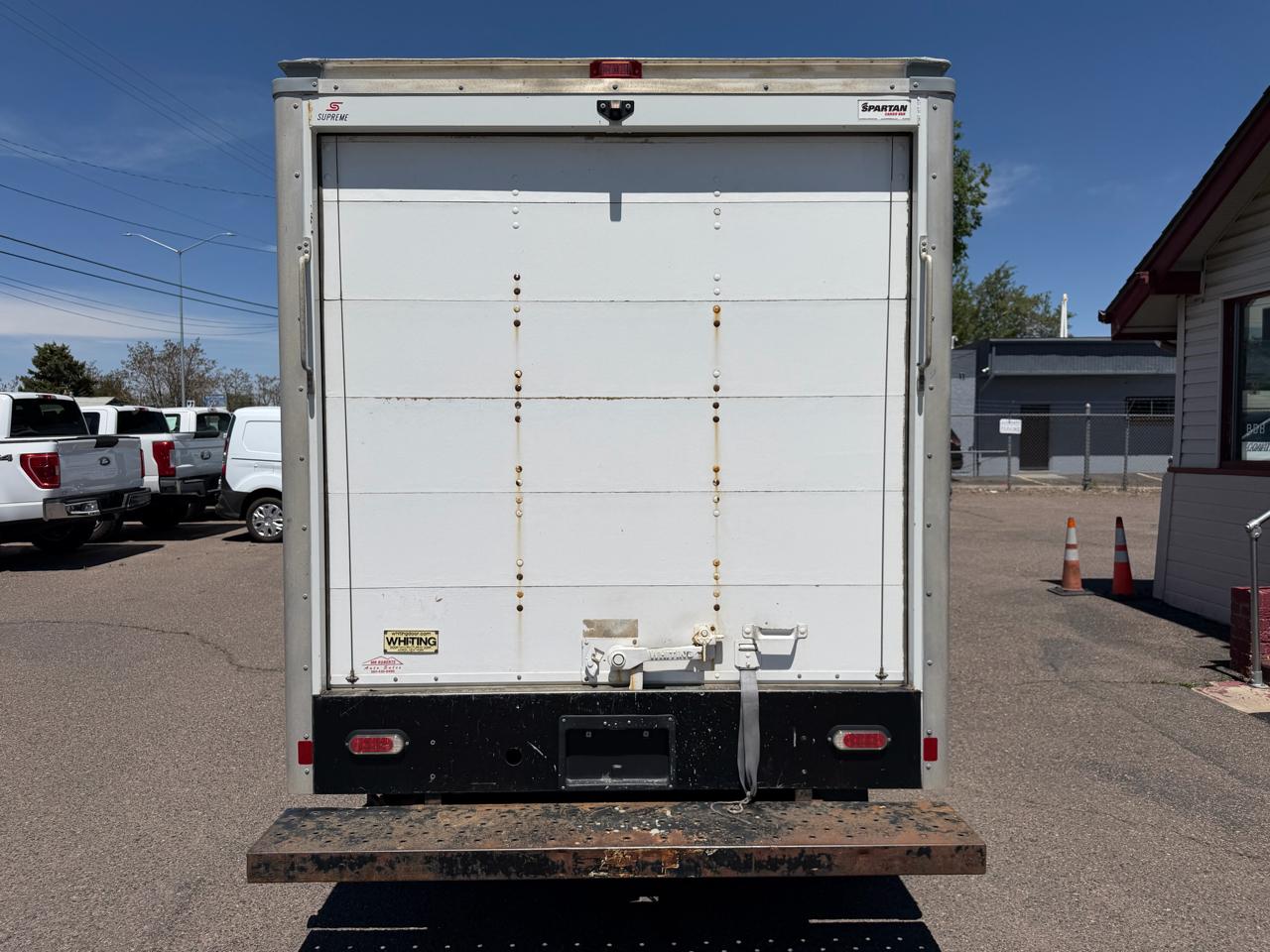 Chevrolet Express Commercial Cutaway 3500 Van 139" 2020