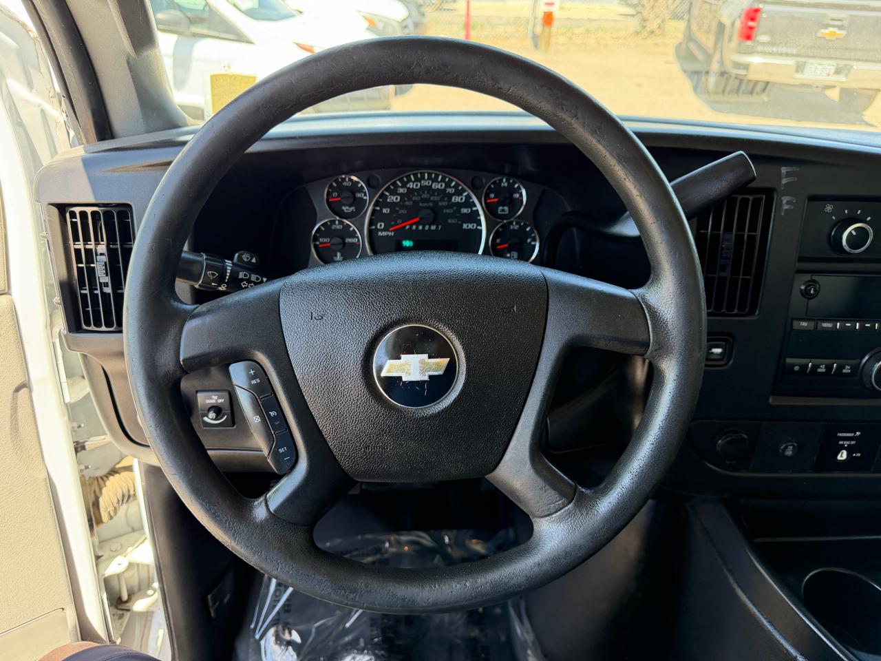 Chevrolet Express Commercial Cutaway 3500 Van 139" 2020