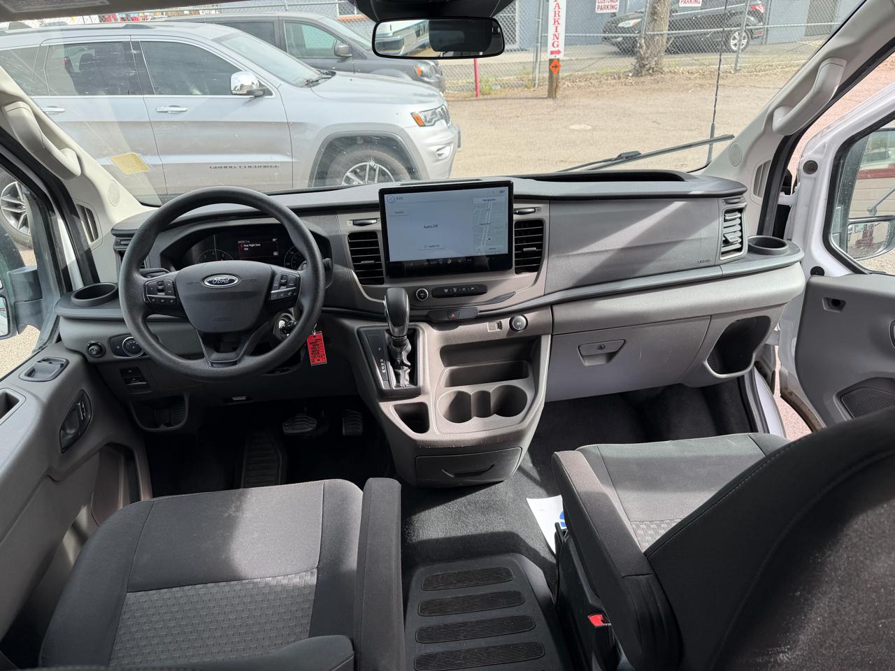 Ford Transit Passenger Wagon T-350 148" Low Roof XLT RWD 2022