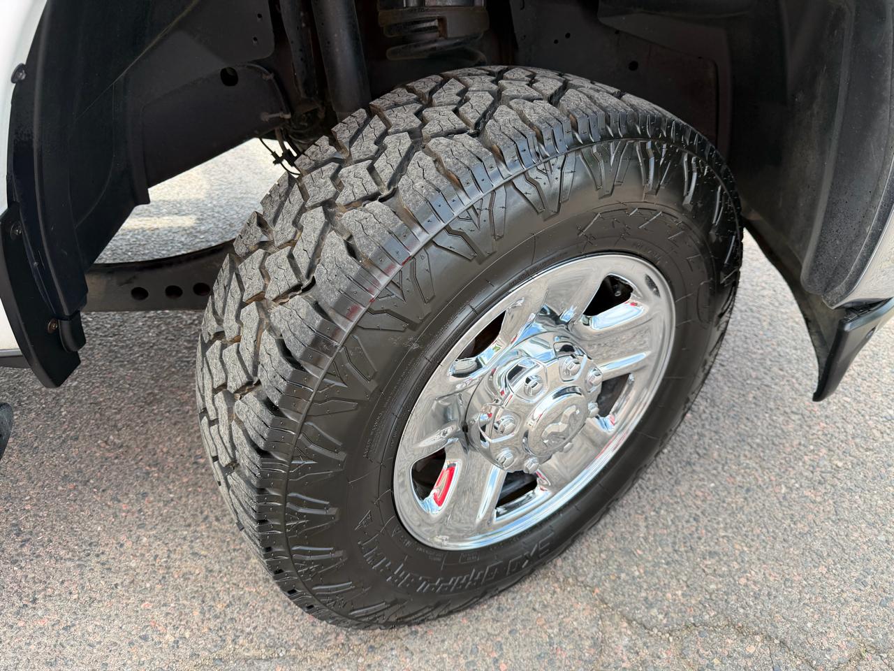 RAM 2500 Tradesman 4x4 Crew Cab 8' Box 2021
