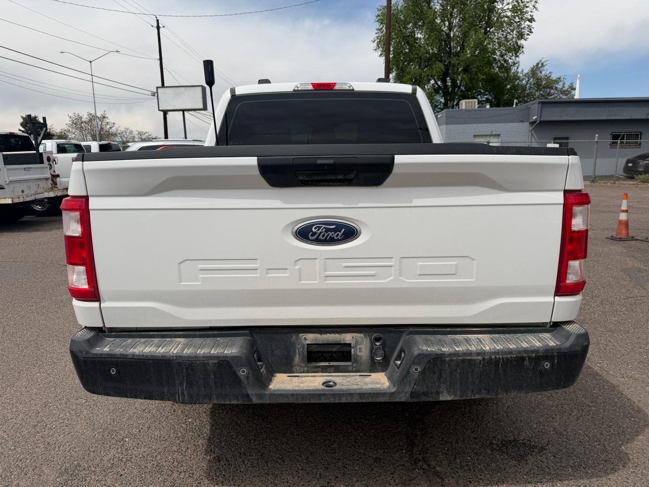Ford F-150 XL 4WD SuperCrew 5.5' Box 2023