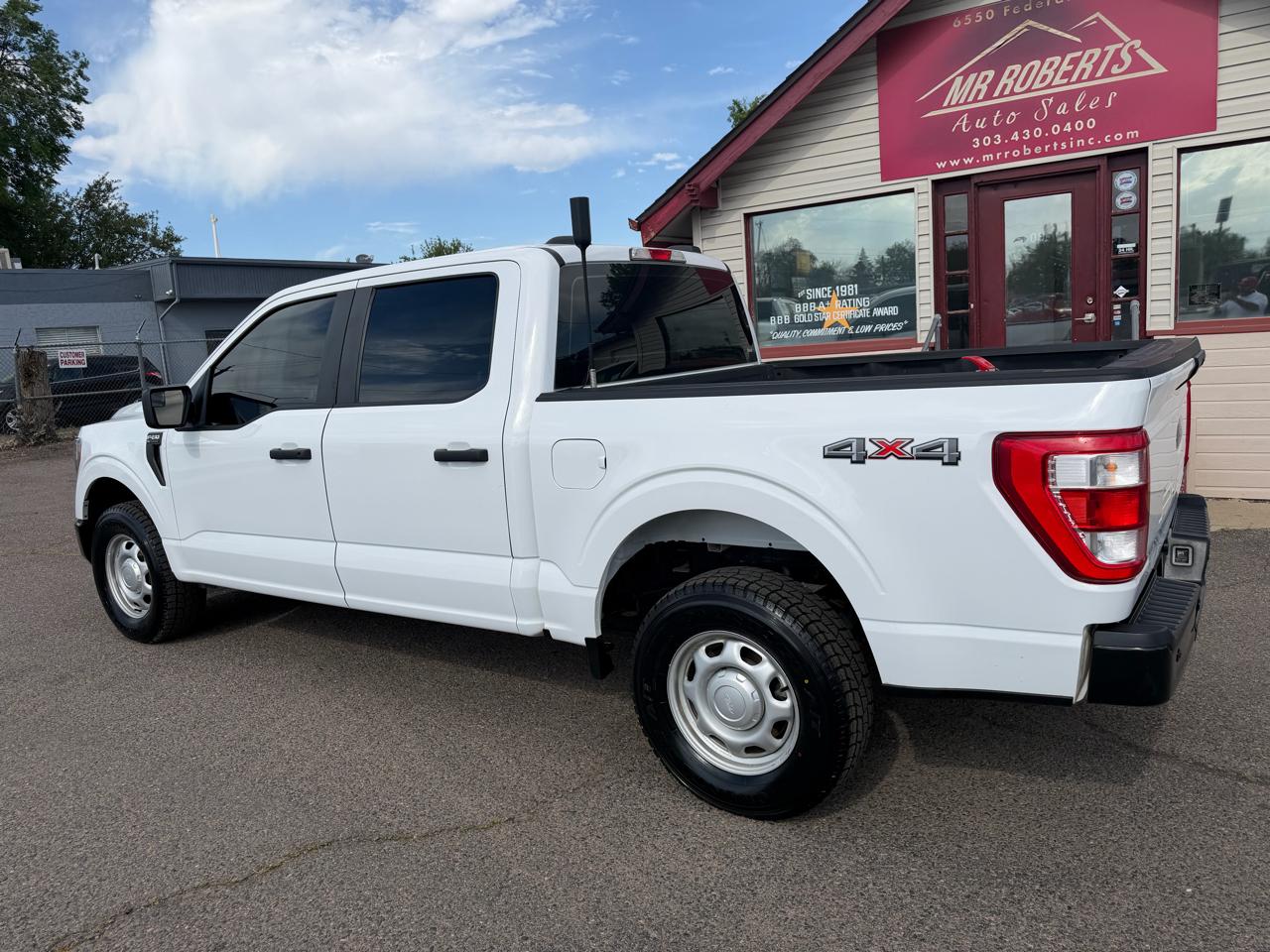 Ford F-150 XL 4WD SuperCrew 5.5' Box 2023