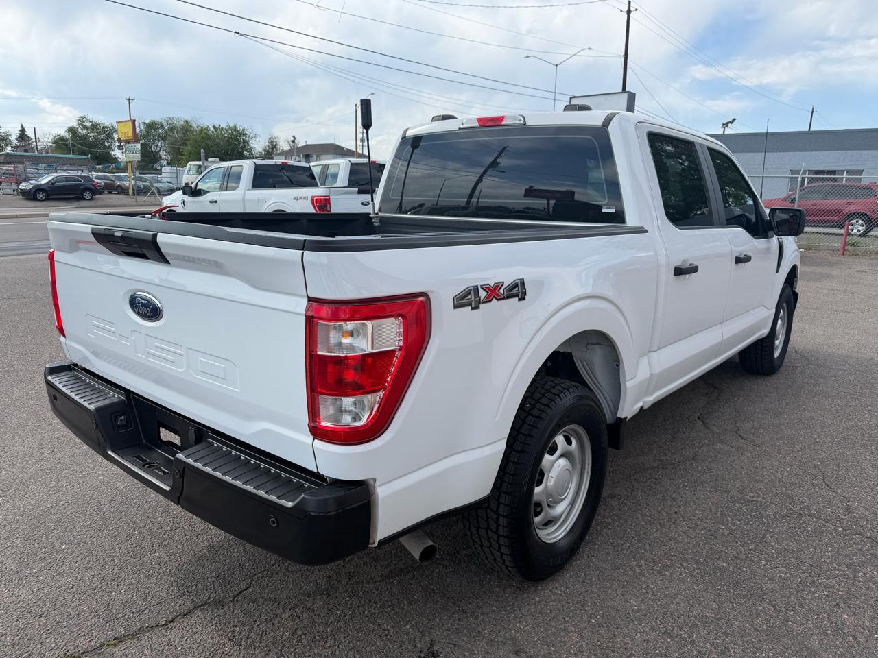 Ford F-150 XL 4WD SuperCrew 5.5' Box 2023