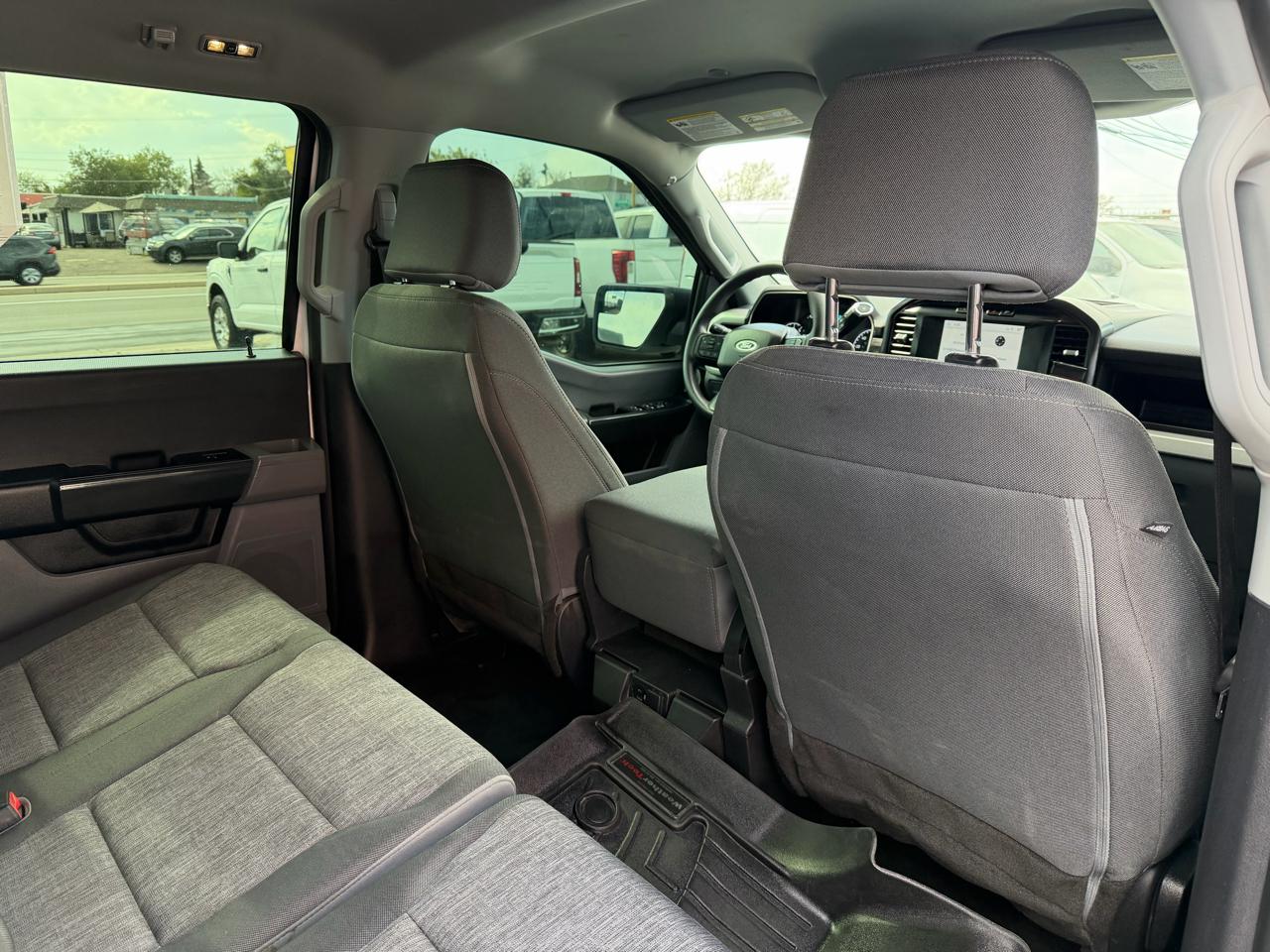 Ford F-150 XL 4WD SuperCrew 5.5' Box 2023