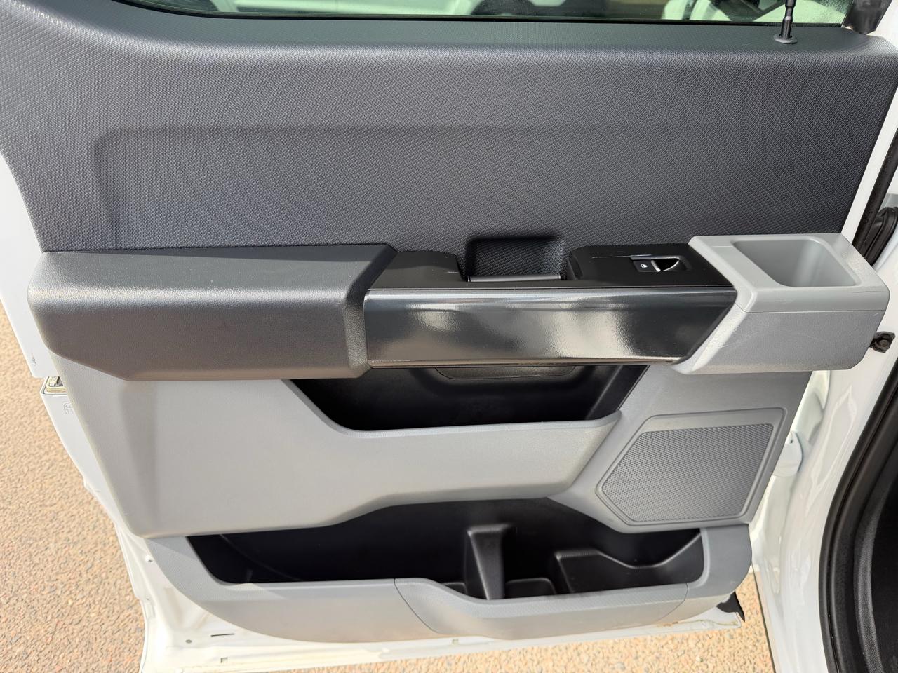 Ford F-150 XL 4WD SuperCrew 5.5' Box 2023