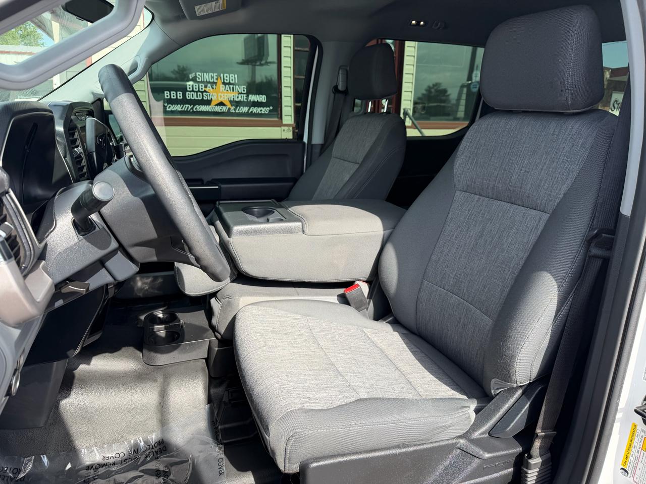 Ford F-150 XL 4WD SuperCrew 5.5' Box 2023