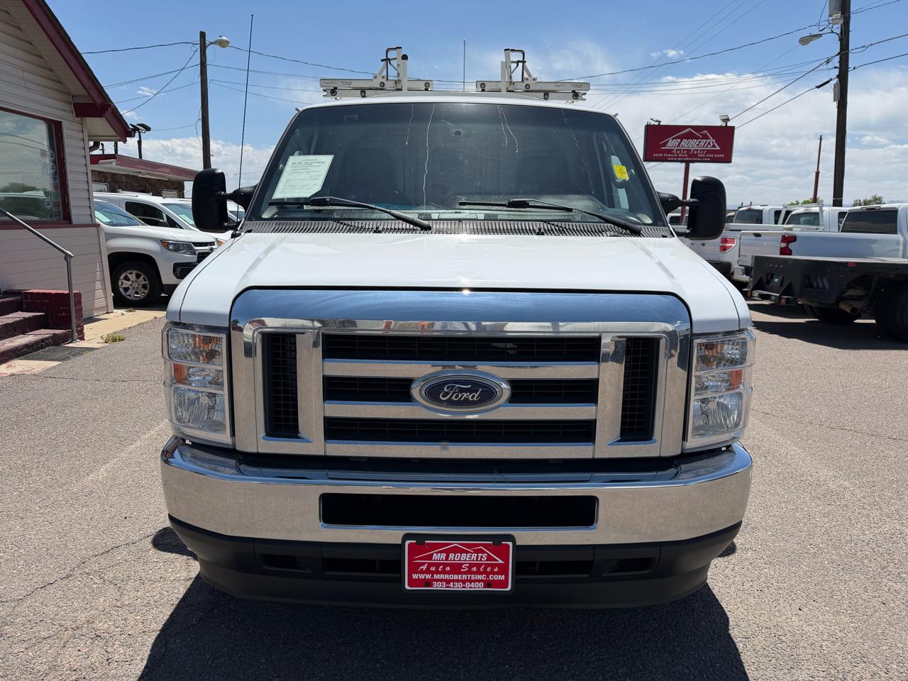 Ford E-Series Cutaway E-350 SRW 138" WB 2021