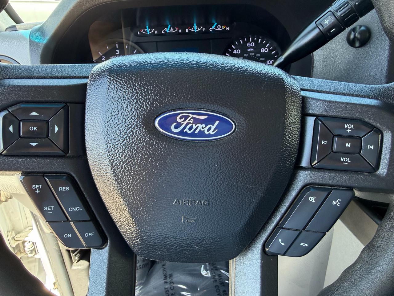 Ford E-Series Cutaway E-350 SRW 138" WB 2021