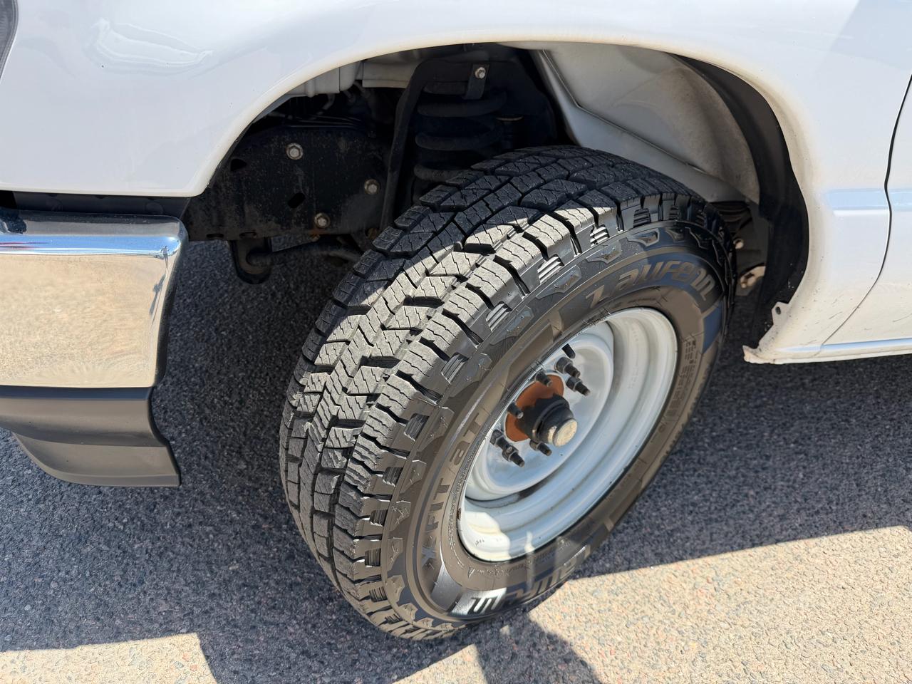 Ford E-Series Cutaway E-350 SRW 138" WB 2021