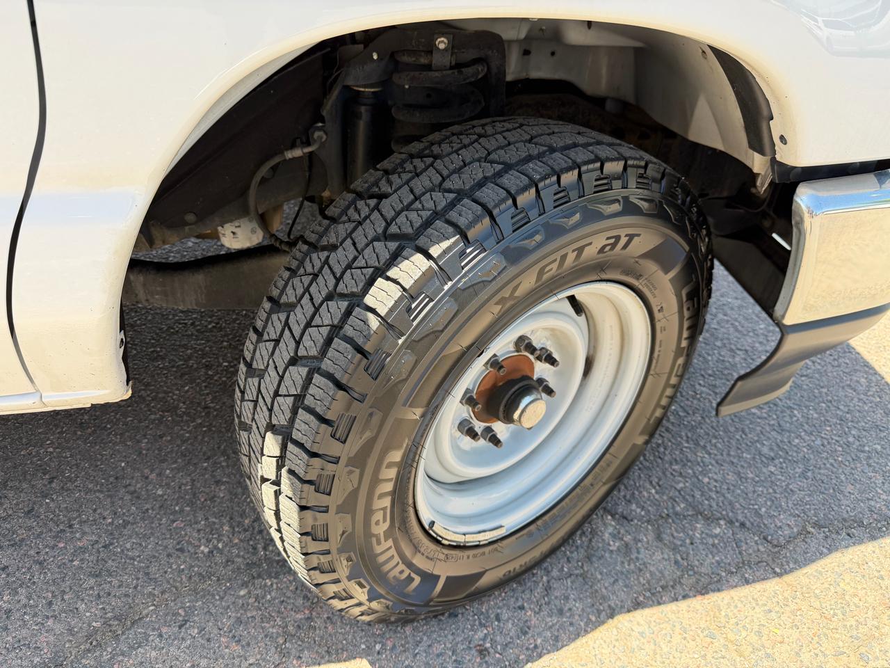 Ford E-Series Cutaway E-350 SRW 138" WB 2021
