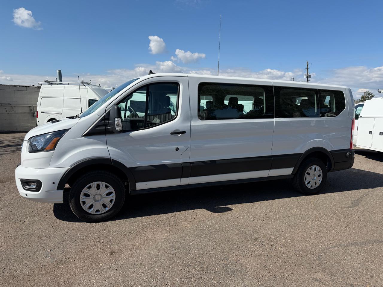 Ford Transit Passenger Wagon T-350 148" Low Roof XLT RWD 2024