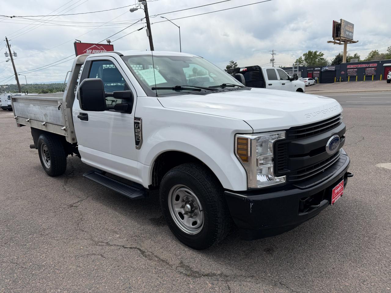 Ford Super Duty F-250 SRW XL 2WD Reg Cab 8' Box 2018