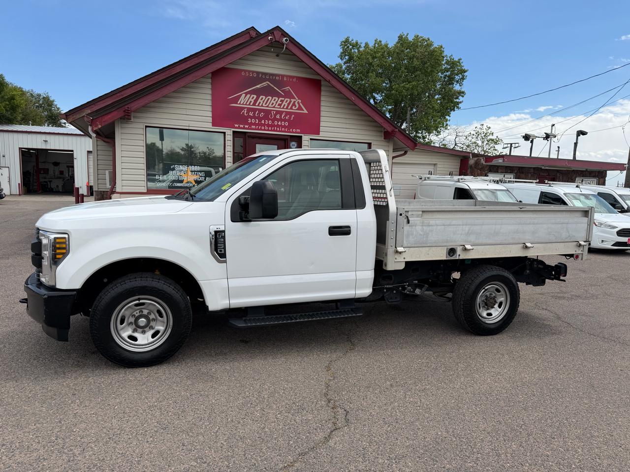 Ford Super Duty F-250 SRW XL 2WD Reg Cab 8' Box 2018
