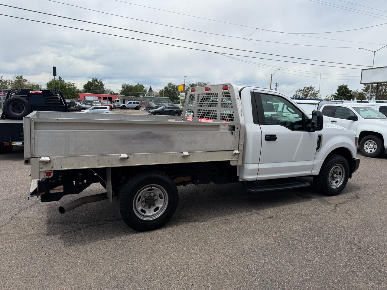 Ford Super Duty F-250 SRW XL 2WD Reg Cab 8' Box 2018