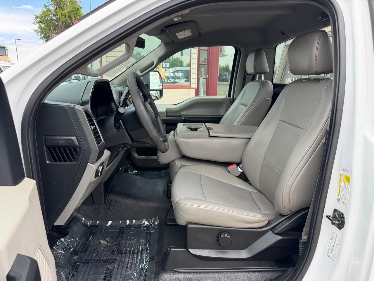 Ford Super Duty F-250 SRW XL 2WD Reg Cab 8' Box 2018
