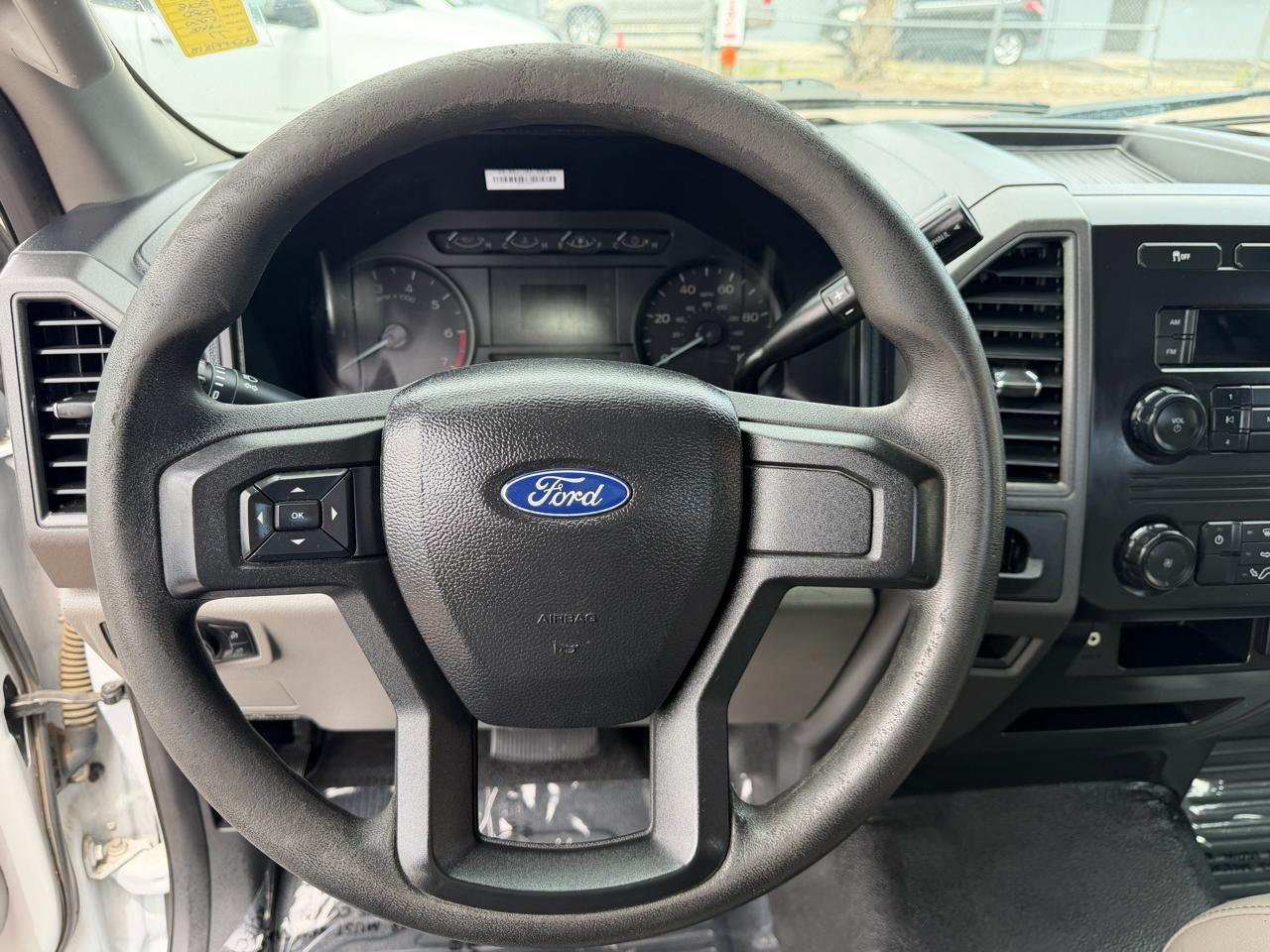 Ford Super Duty F-250 SRW XL 2WD Reg Cab 8' Box 2018