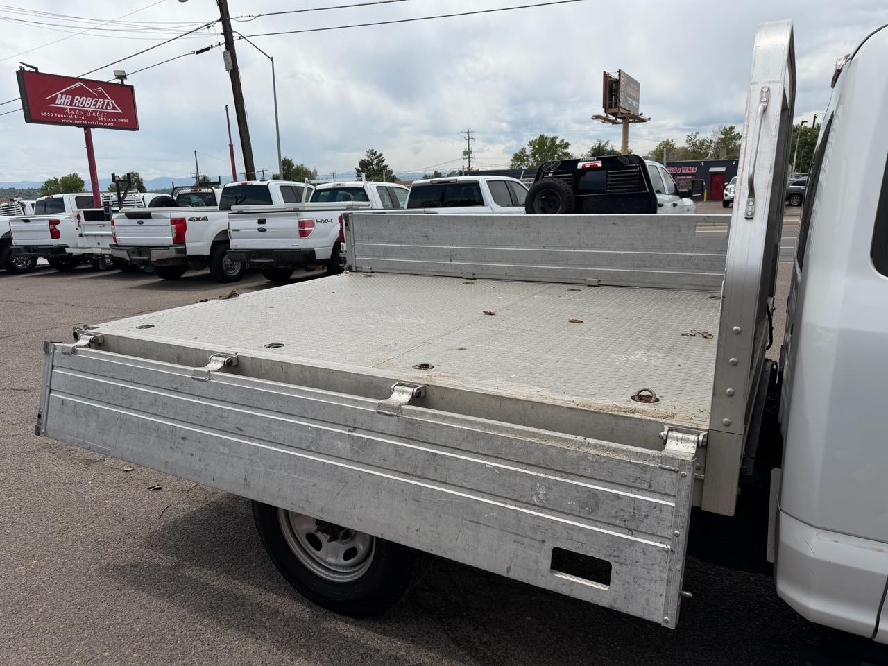 Ford Super Duty F-250 SRW XL 2WD Reg Cab 8' Box 2018