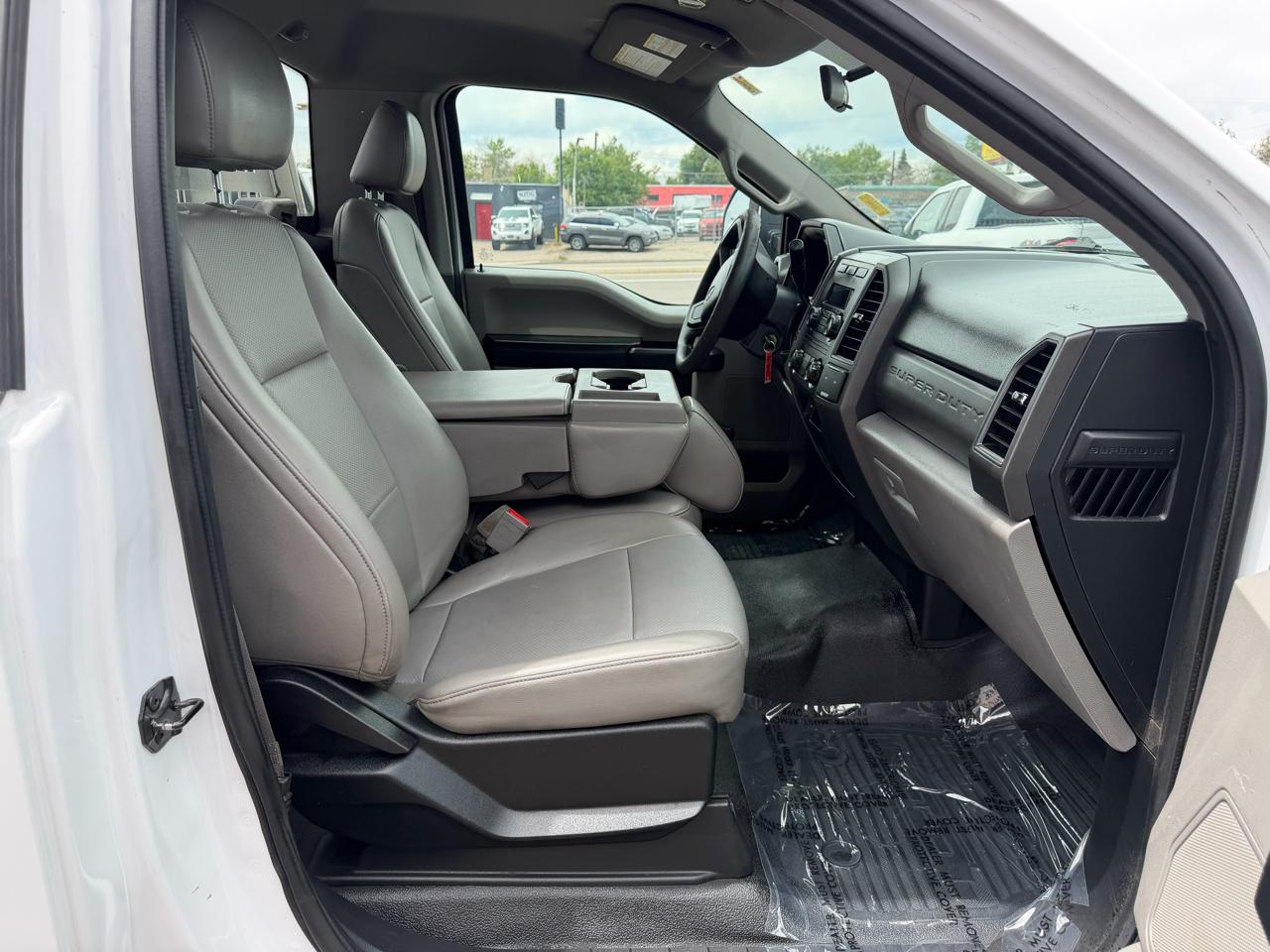 Ford Super Duty F-250 SRW XL 2WD Reg Cab 8' Box 2018